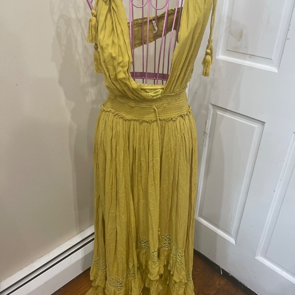 Free People Santa Maria Maxi Dress Endless Summer XSmall Gold NEW - Picture 3 of 7